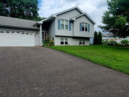 3237 Belmar Drive Vadnais Heights, MN 55127