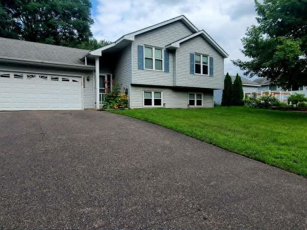 3237 Belmar Drive, Vadnais Heights, MN 55127
