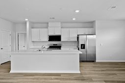 499 Tulip Poplar Drive photo 4