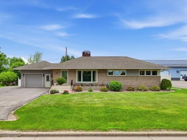 821 S DIVISION STREET, Colby, WI 54421
