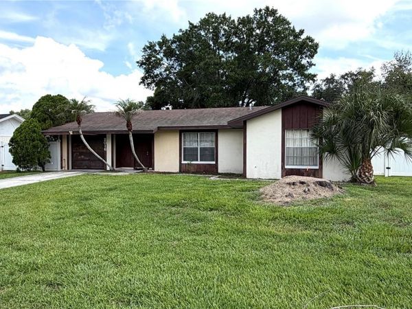 2016 WOODBRIDGE LANE , LAKELAND, FL 33813