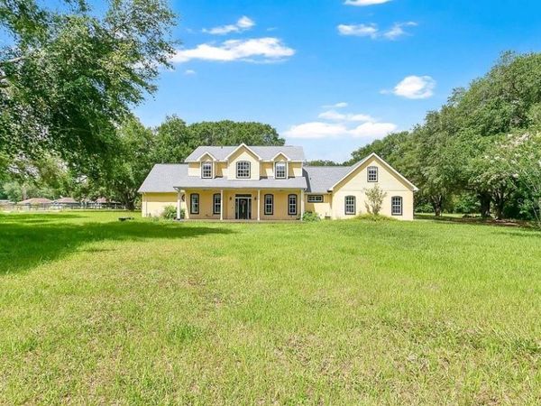 3700 SE 183RD AVENUE ROAD , OCKLAWAHA, FL 32179