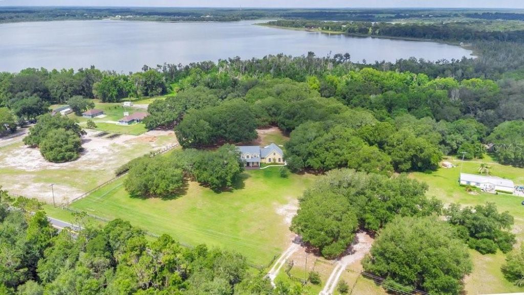 3700 SE 183rd Avenue Road , Ocklawaha, FL 32179 Photo