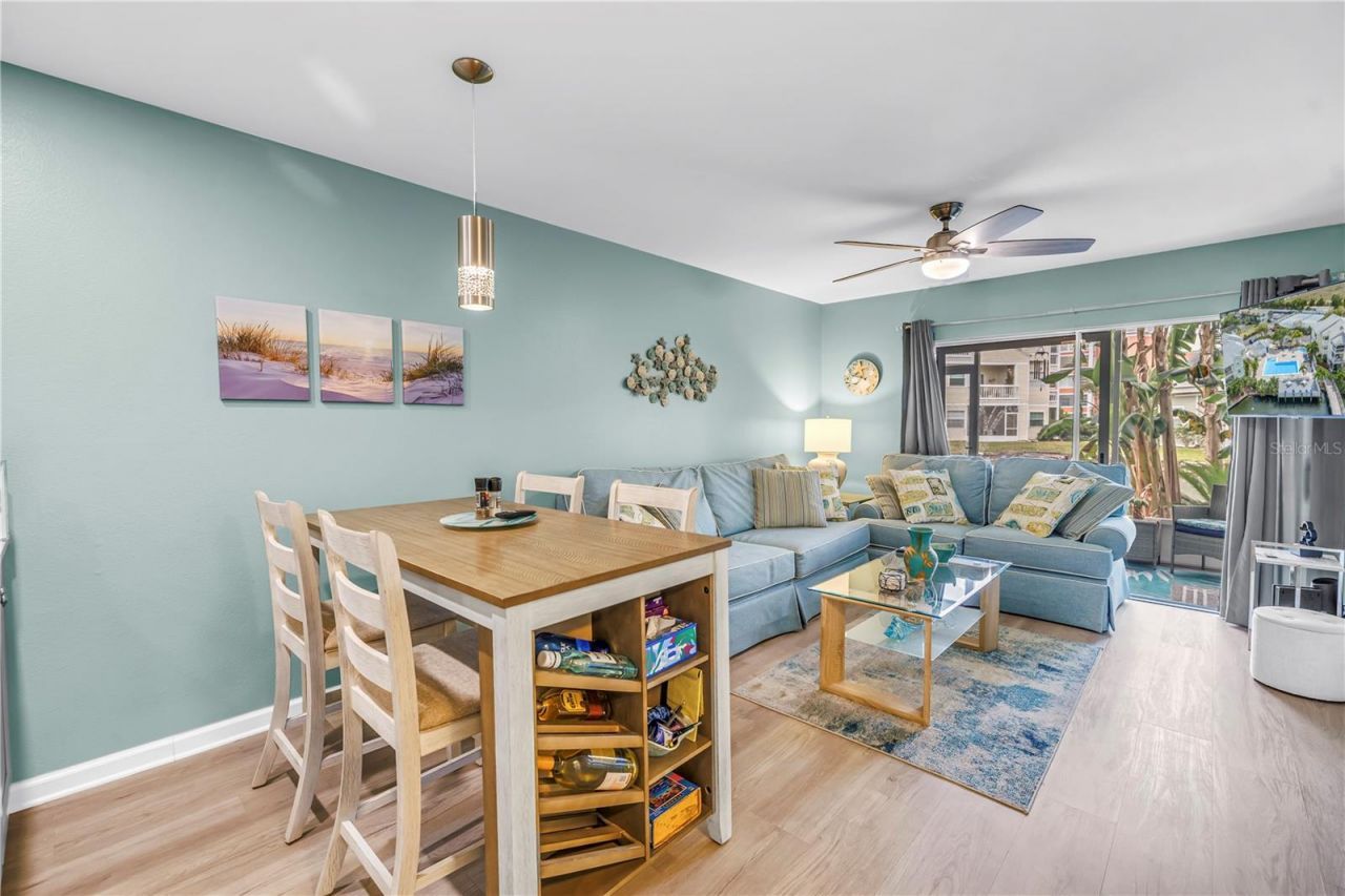 6924 Stones Throw Circle N, Unit 8103, Saint Petersburg, FL 33710 Photo