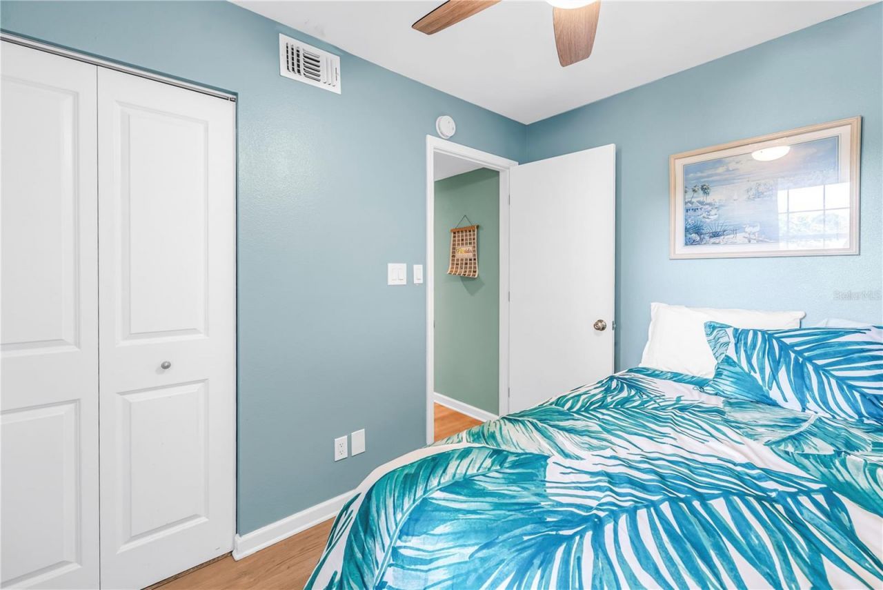 6924 Stones Throw Circle N, Unit 8103, Saint Petersburg, FL 33710 Photo