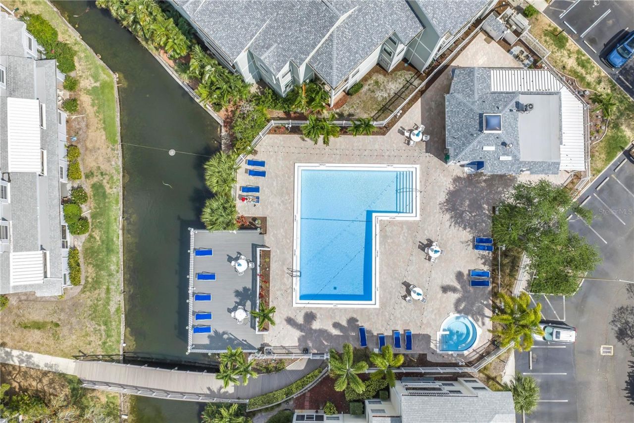 6924 Stones Throw Circle N, Unit 8103, Saint Petersburg, FL 33710 Photo