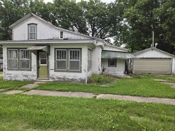 202 E ELKHORN Street, POLO, IL 61064