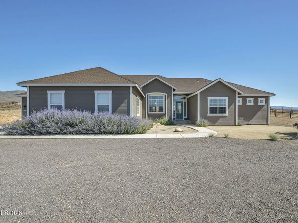 13090 Seneca Road, Stagecoach, NV 89429