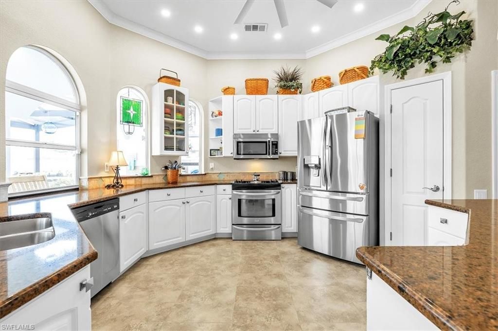 1716 SW 50th Ter, Cape Coral, FL 33914 Photo