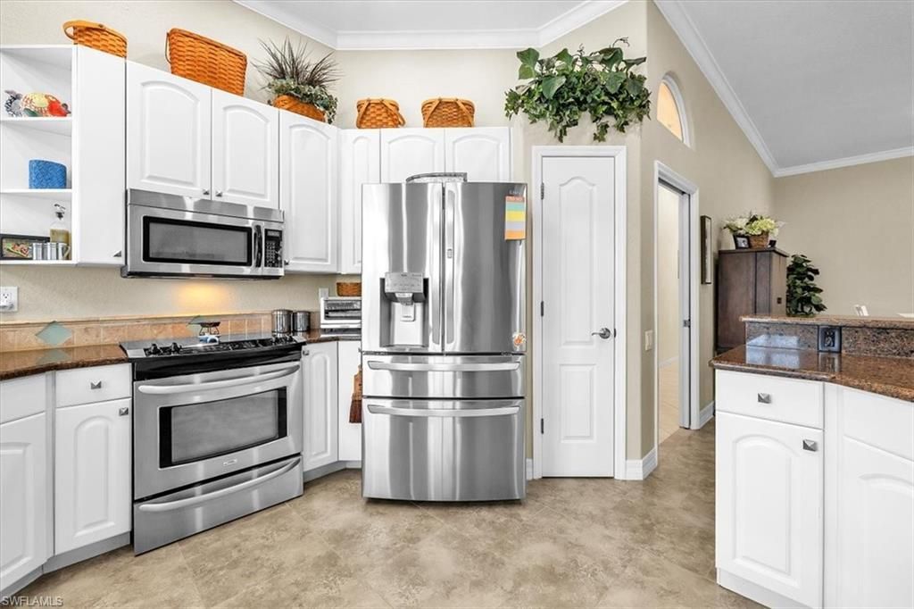 1716 SW 50th Ter, Cape Coral, FL 33914 Photo