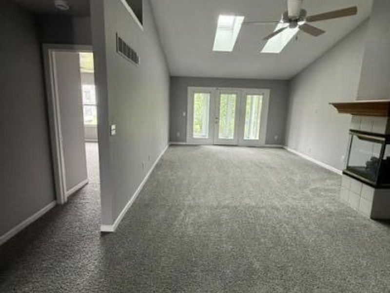8484 Watersedge Drive, Florence, KY 41042 Photo 13