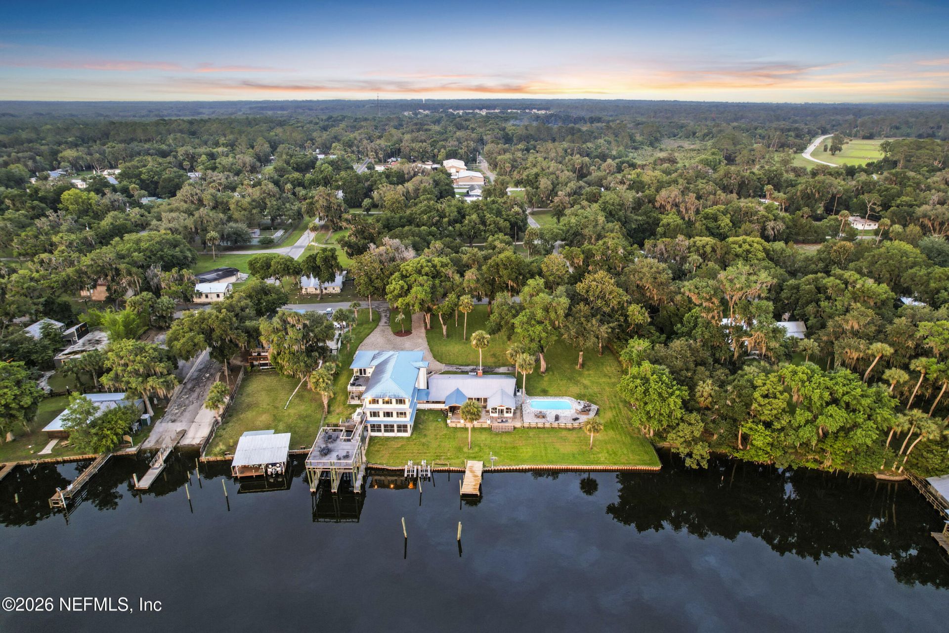 703 Front Street, Welaka, FL 32189 Photo