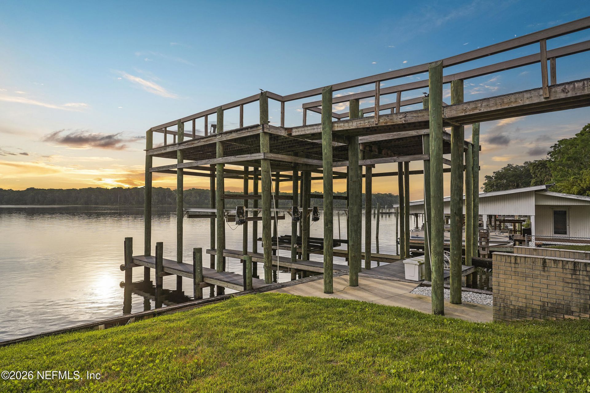 703 Front Street, Welaka, FL 32189 Photo