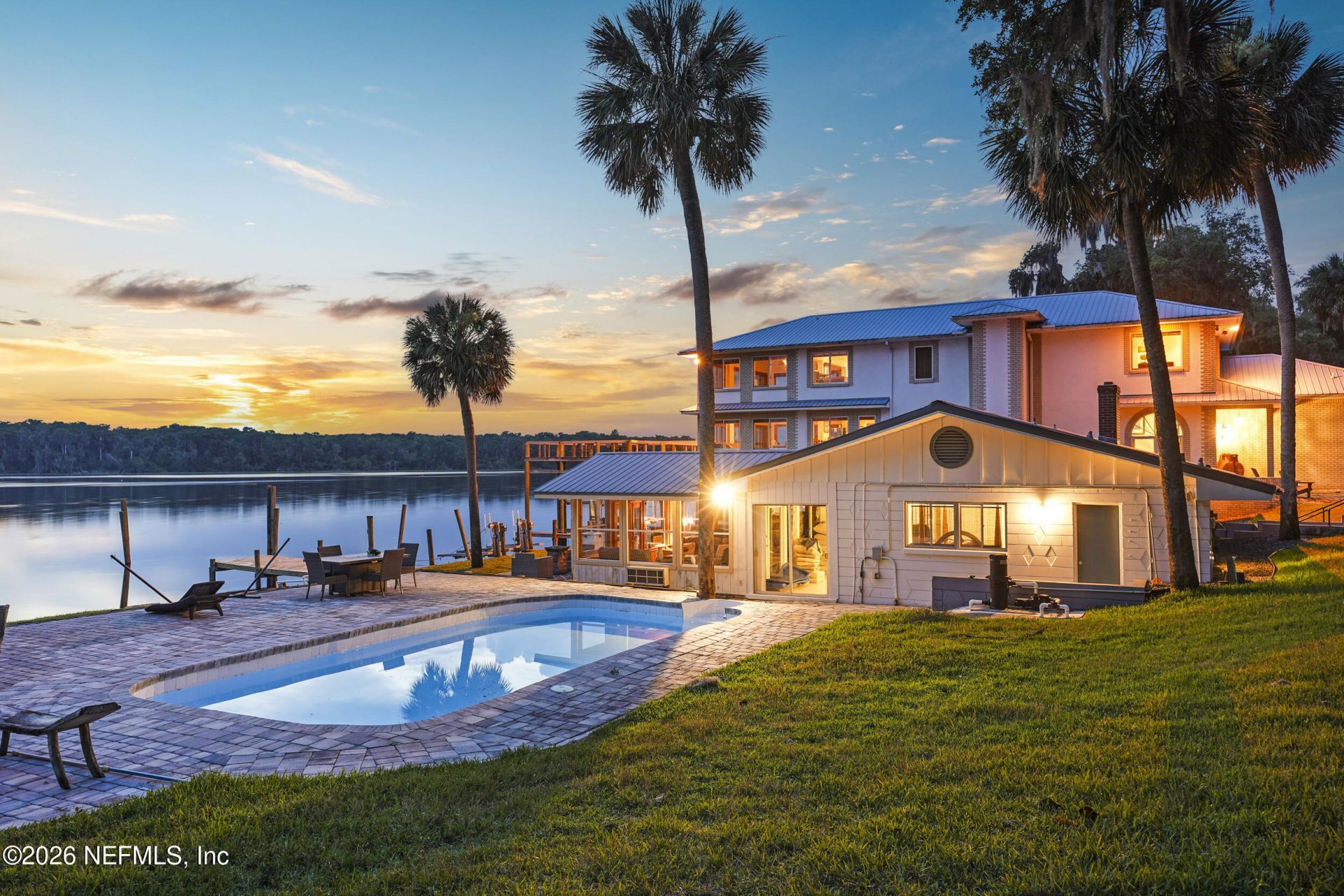 703 Front Street, Welaka, FL 32189 Photo