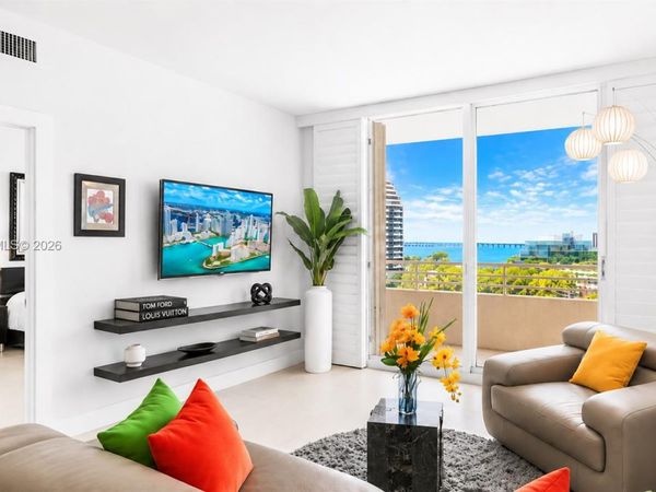 888 Brickell Key Dr, Unit 1002, Miami, FL 33131