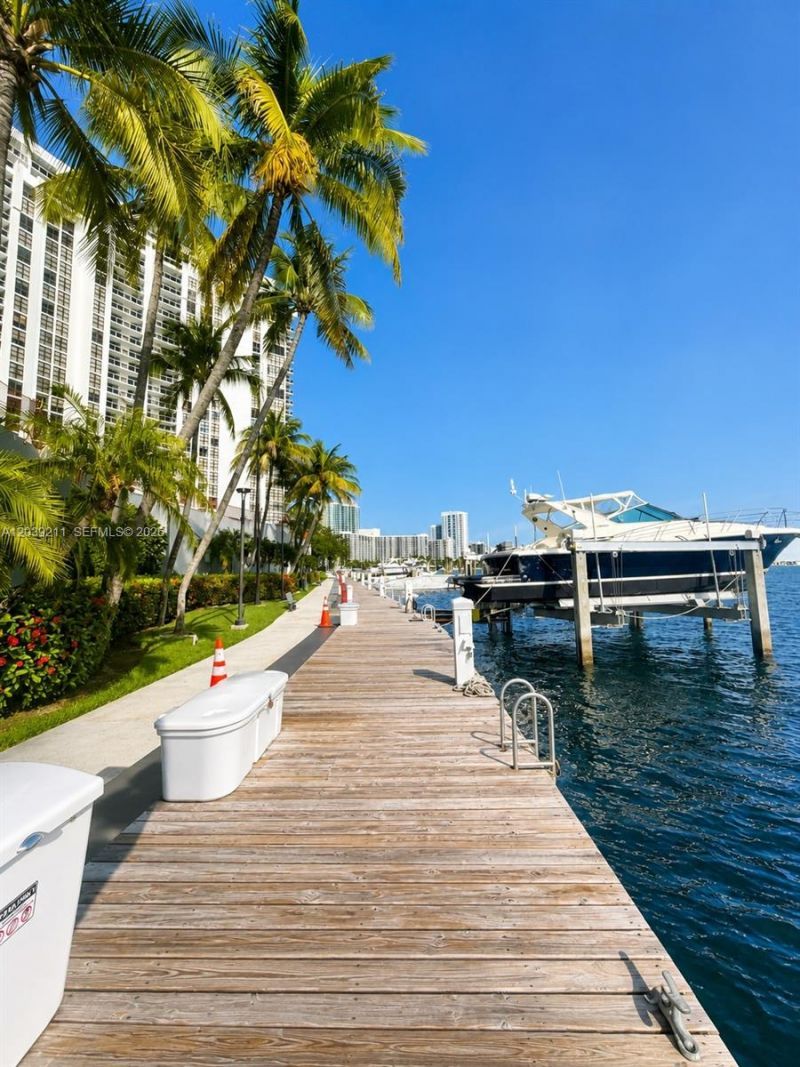 9 Island Ave , Unit 1114, Miami Beach, FL 33139 Photo