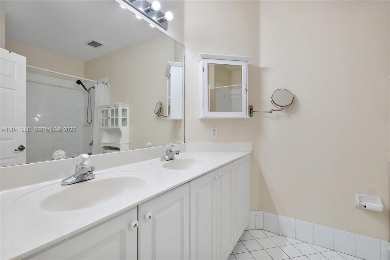12334 SW 124th Path , Miami, FL 33186 Photo