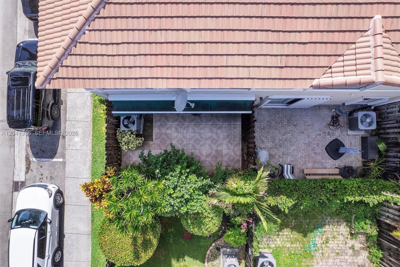 12334 SW 124th Path , Miami, FL 33186 Photo