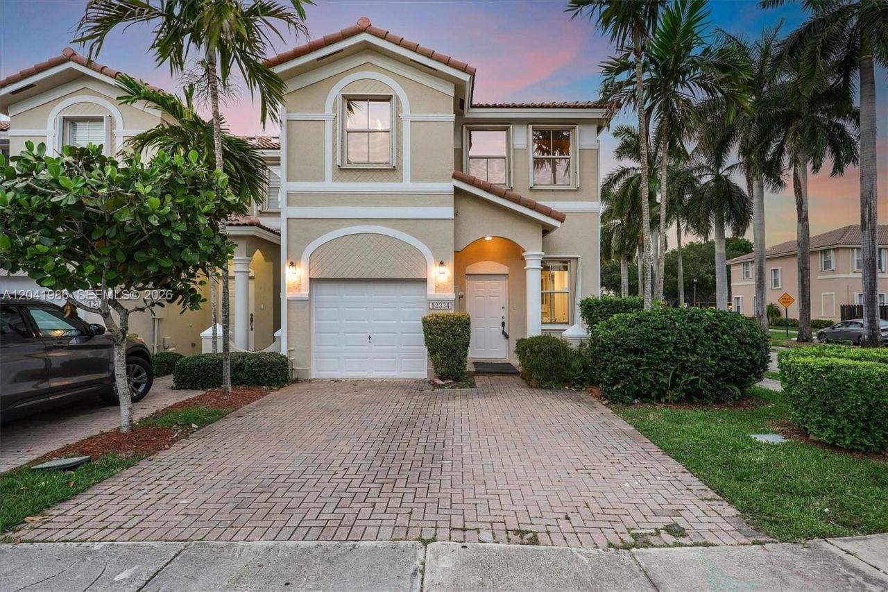 12334 SW 124th Path , Miami, FL 33186 Photo