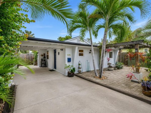 1401 NE 33rd St , Oakland Park, FL 33334