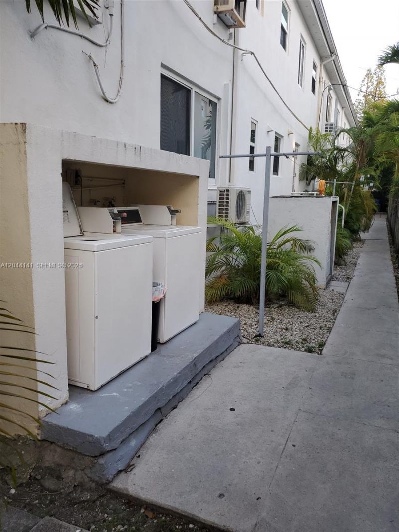 10074 E Bay Harbor Dr , Unit 74A, Bay Harbor Islands, FL 33154 Photo