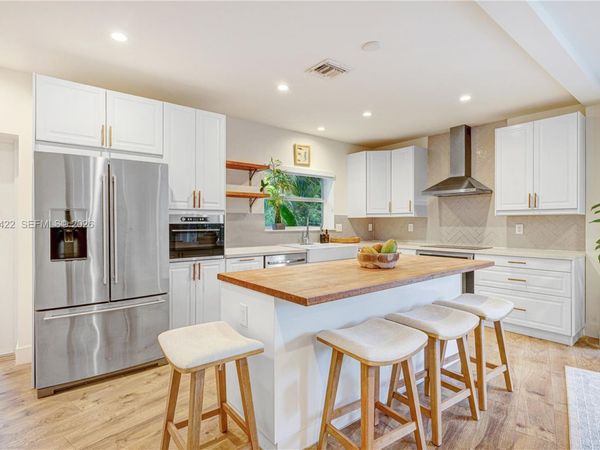 1411 NE 101st St, Miami Shores, FL 33138