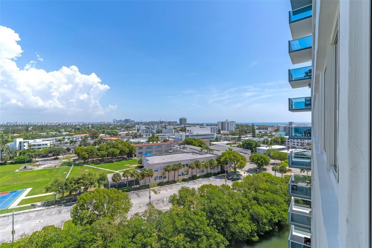 7441 Wayne Ave , Unit 10H, Miami Beach, FL 33141 Photo