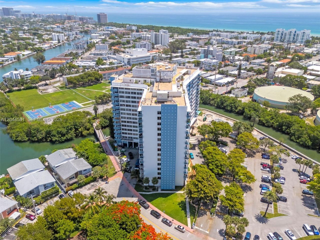 7441 Wayne Ave , Unit 10H, Miami Beach, FL 33141 Photo
