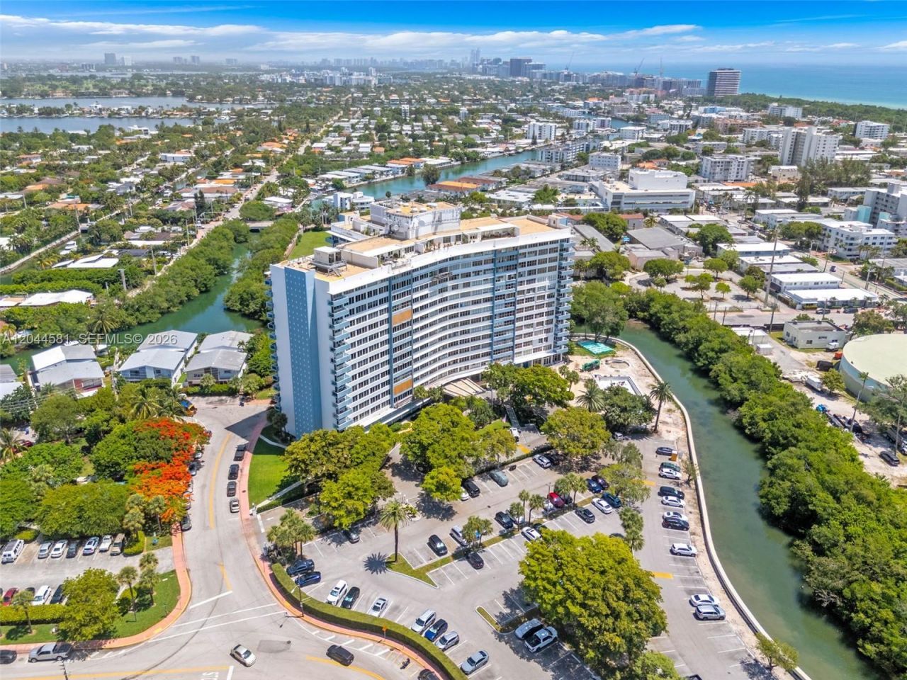 7441 Wayne Ave , Unit 10H, Miami Beach, FL 33141 Photo