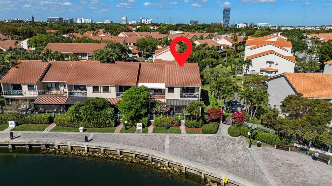21145 Helmsman Dr , Unit N11, Aventura, FL 33180 Photo