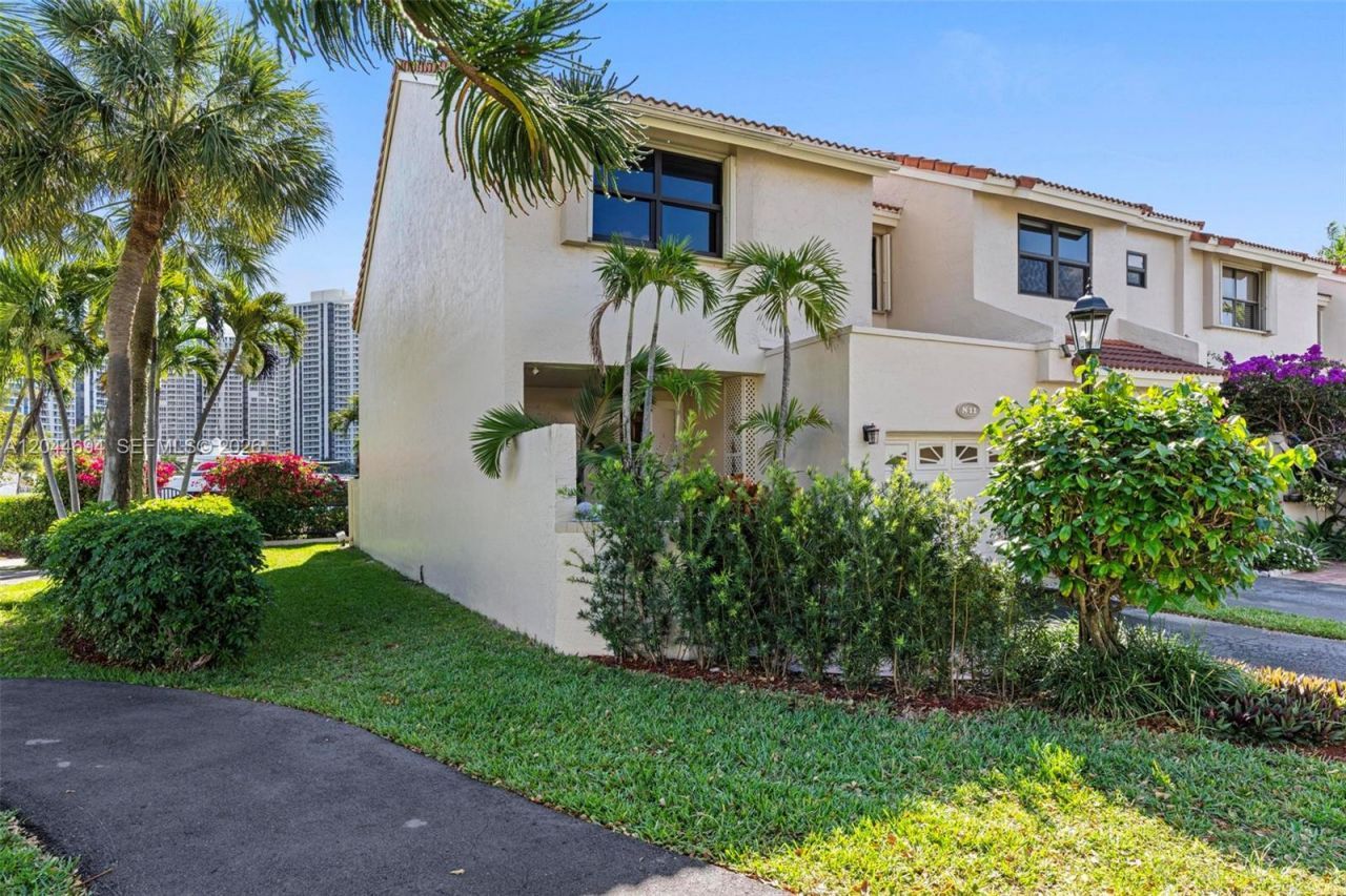 21145 Helmsman Dr , Unit N11, Aventura, FL 33180 Photo