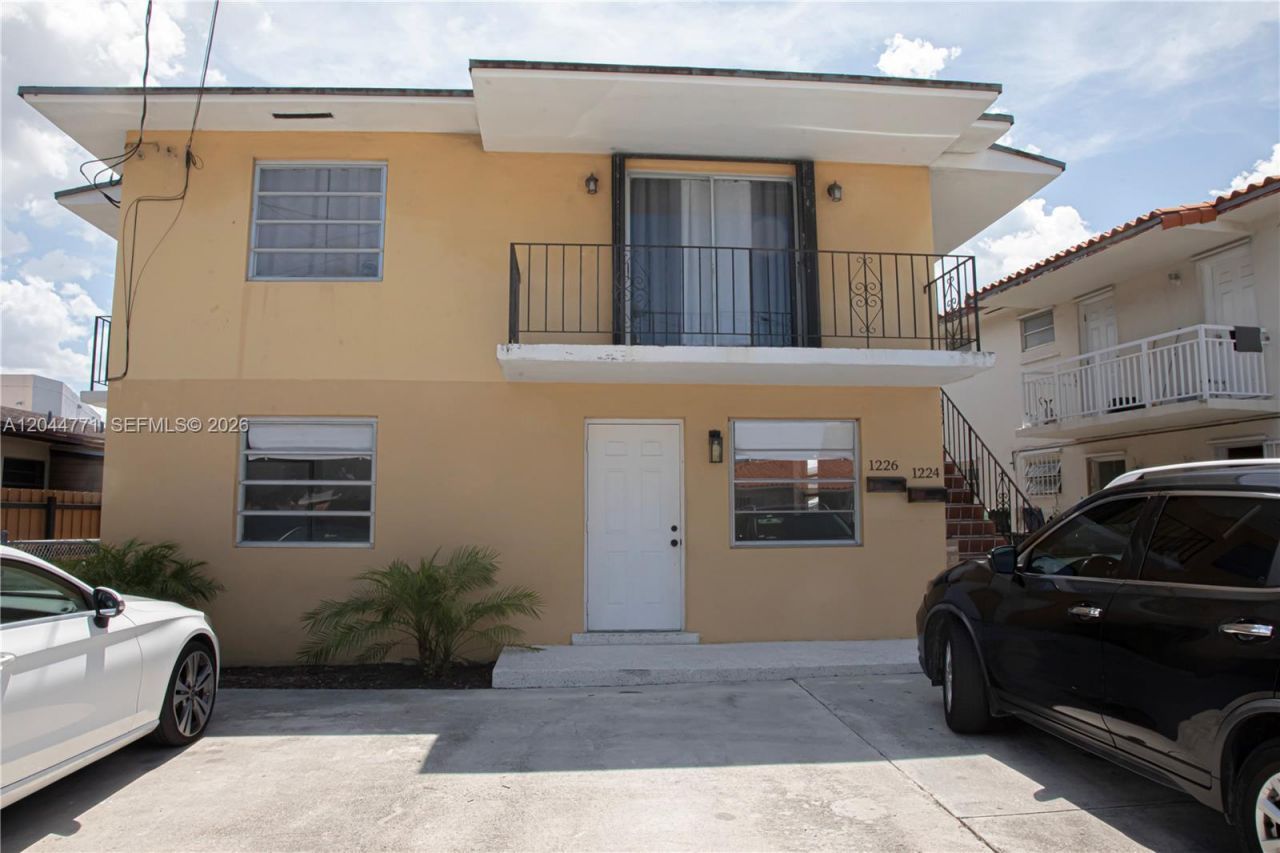 1226 SW 30th Ave, Unit 1226, Miami, FL 33135 Photo