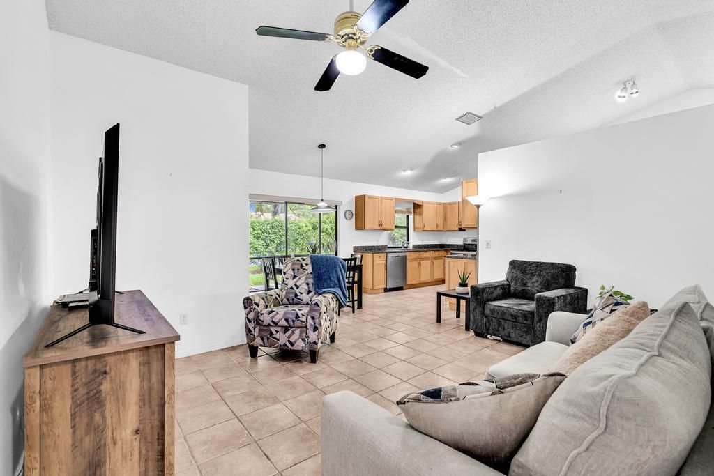 425 Shadow Wood Lane, Coral Springs, FL 33071 Photo