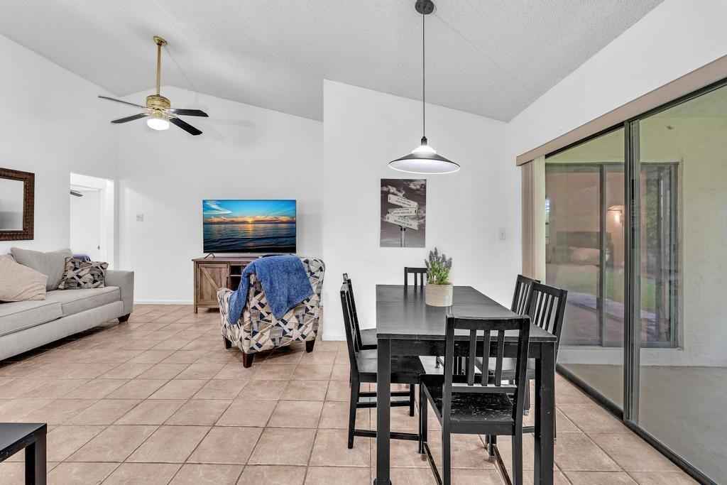 425 Shadow Wood Lane, Coral Springs, FL 33071 Photo