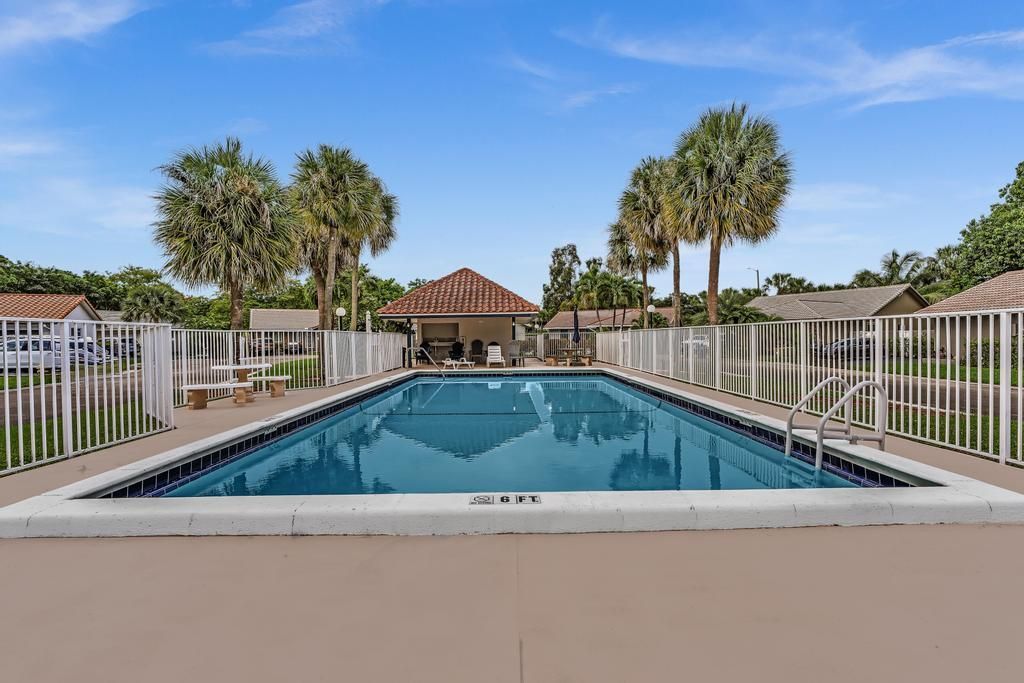 425 Shadow Wood Lane, Coral Springs, FL 33071 Photo