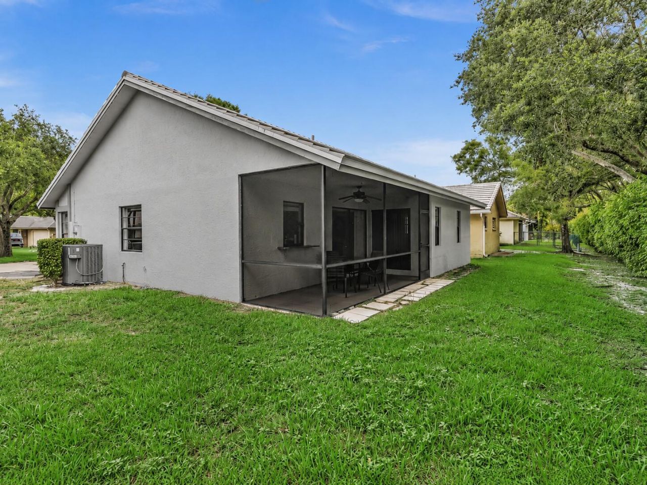 425 Shadow Wood Lane, Coral Springs, FL 33071 Photo