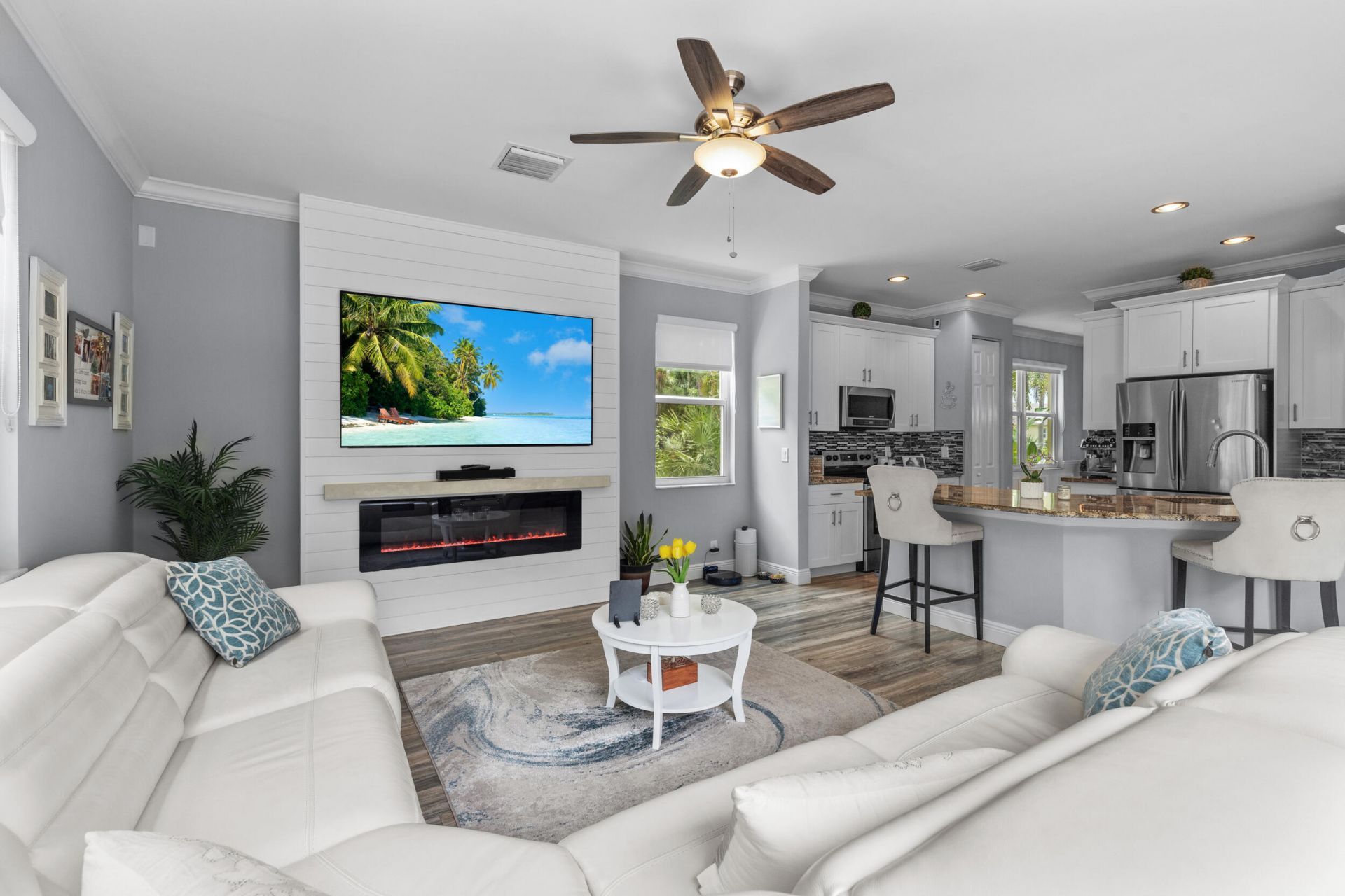 1104 NW Leonardo Circle, Port Saint Lucie, FL 34986 Photo
