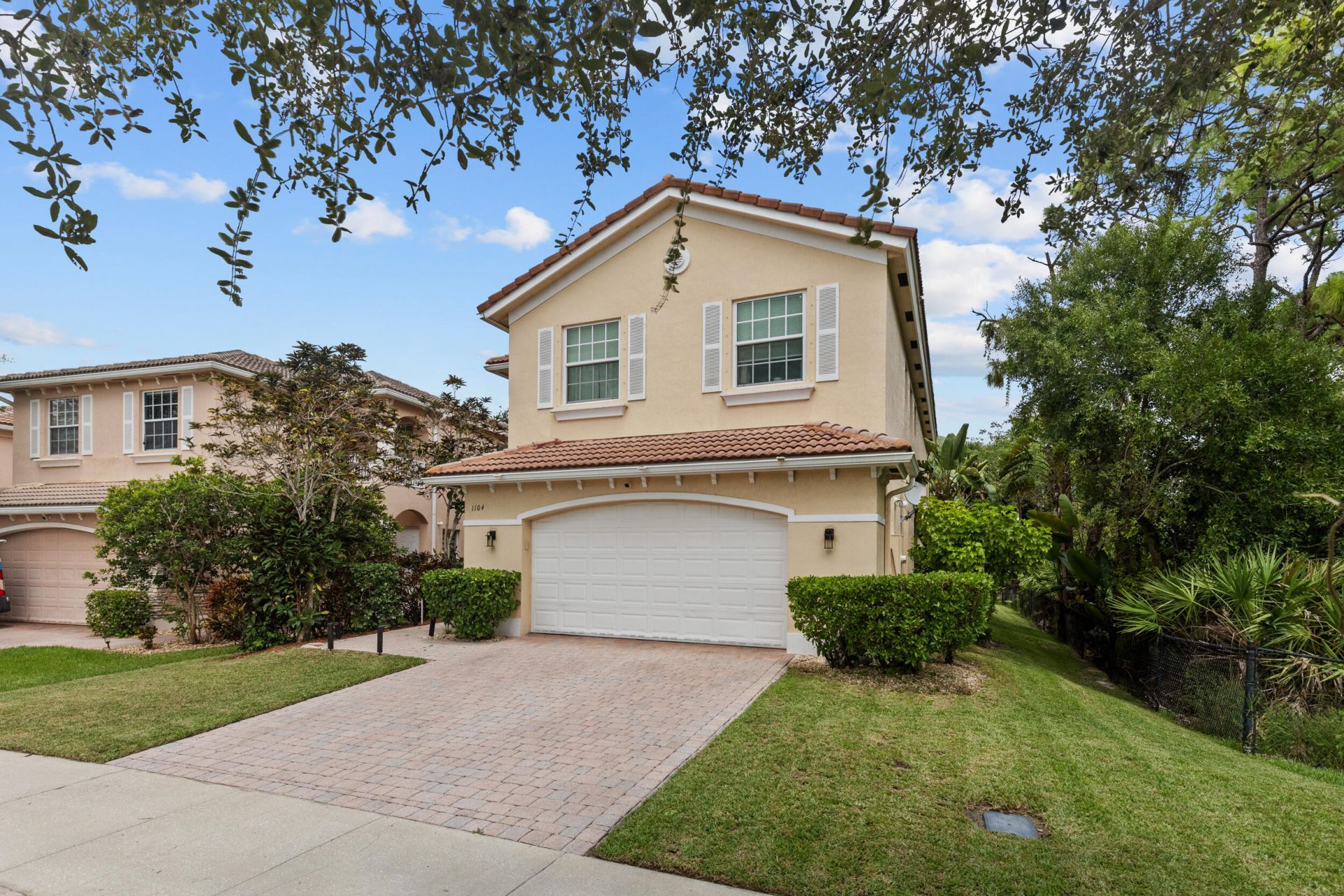1104 NW Leonardo Circle, Port Saint Lucie, FL 34986 Photo