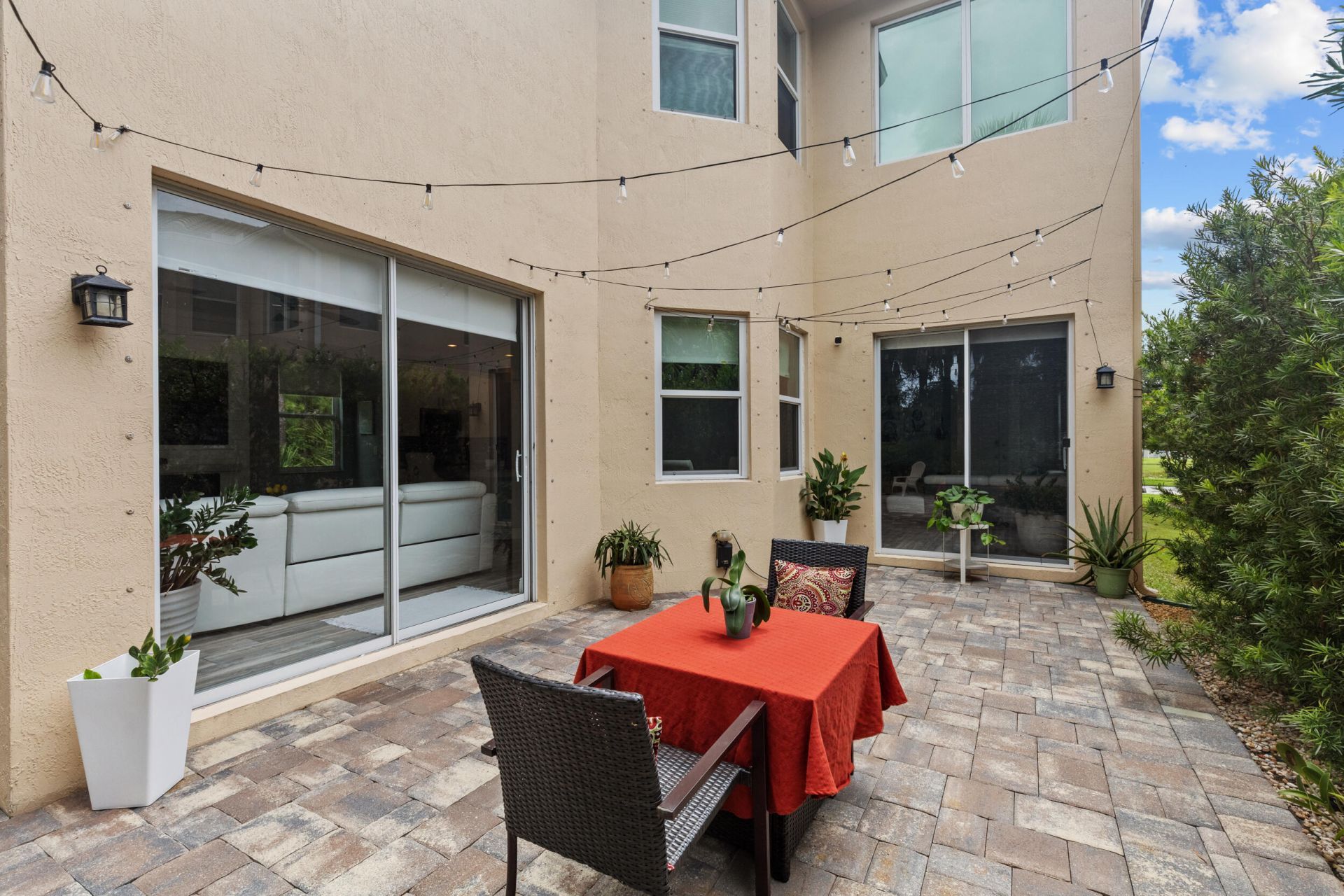 1104 NW Leonardo Circle, Port Saint Lucie, FL 34986 Photo