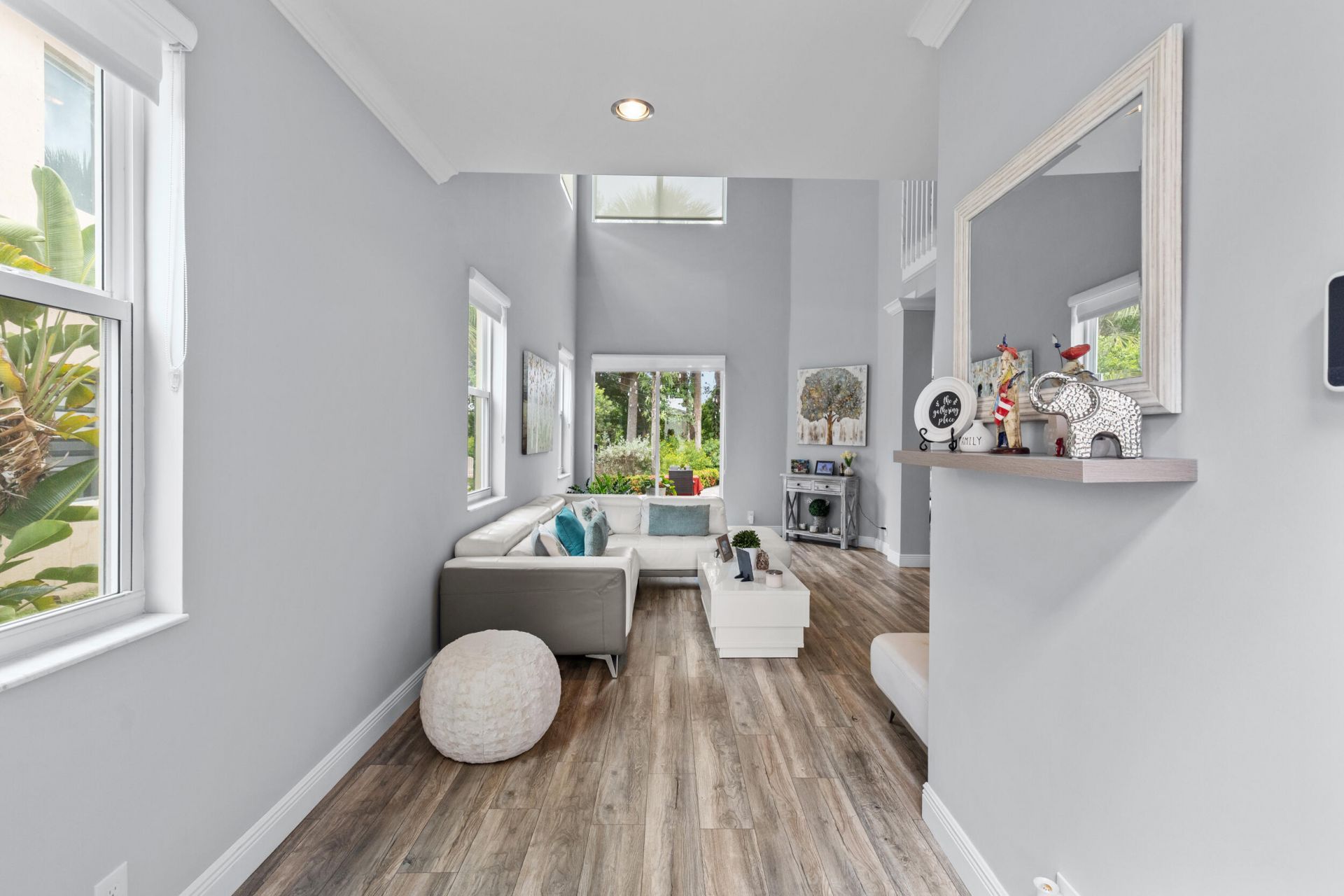 1104 NW Leonardo Circle, Port Saint Lucie, FL 34986 Photo
