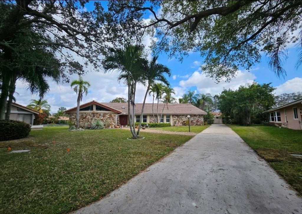 197 NW 113th Way, Coral Springs, FL 33071 Photo