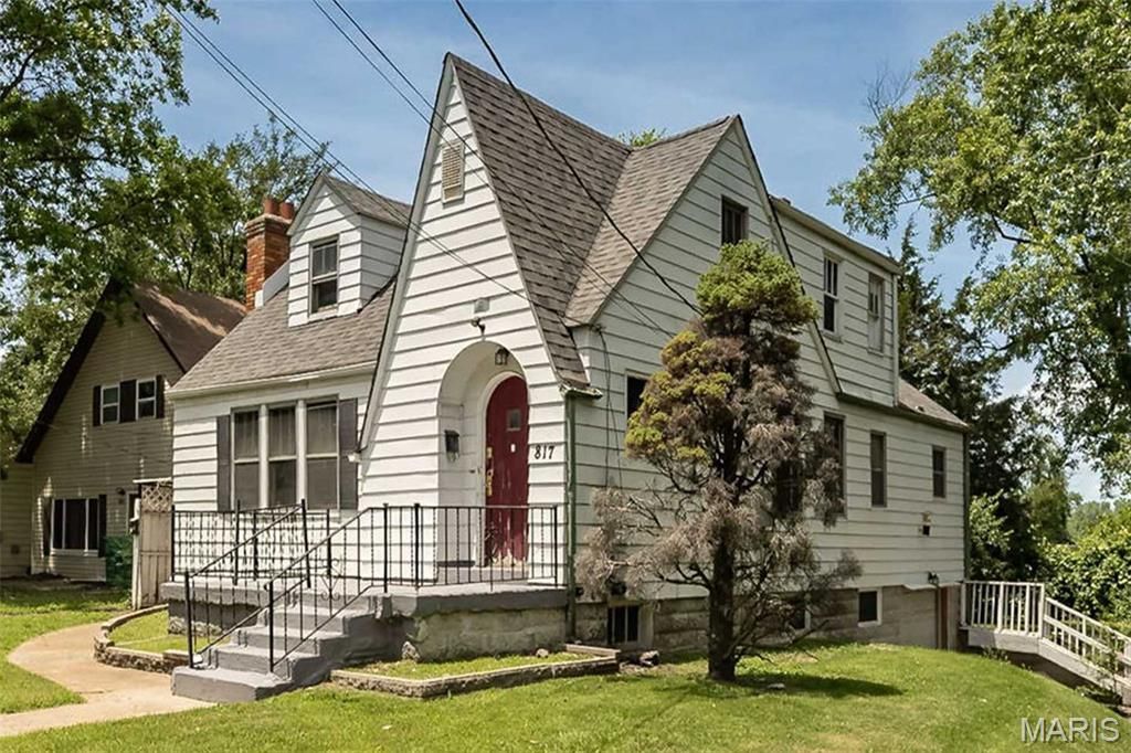 817 Abston Avenue, Ferguson, MO 63135 Main Photo