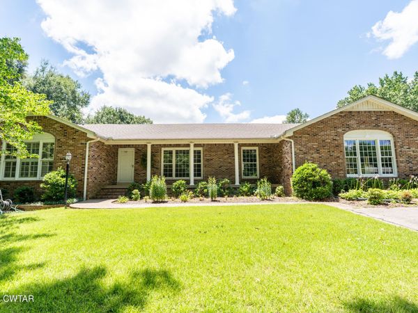1615 Westlake Avenue, Dyersburg, TN 38024