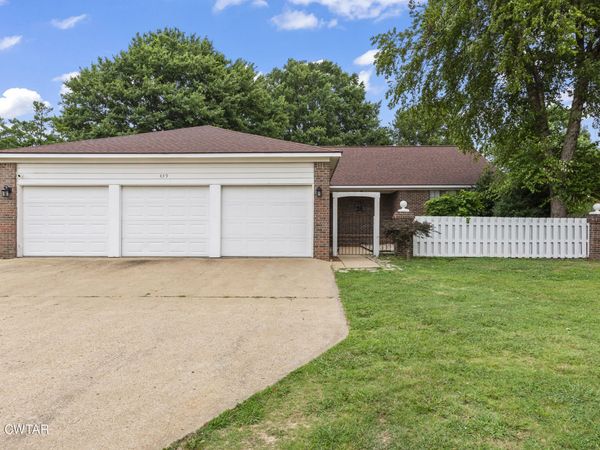 459 Oil Well Road , Jackson, TN 38305
