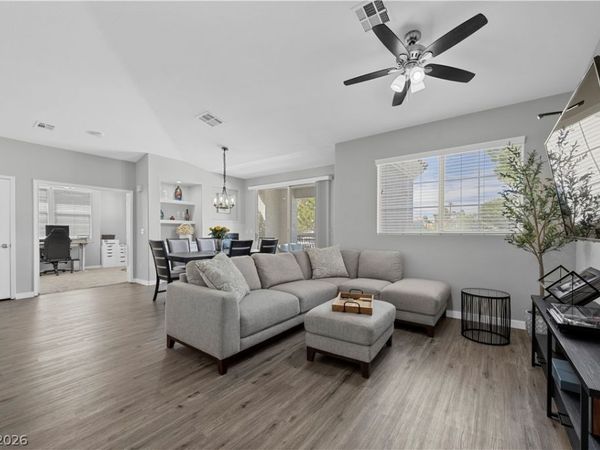 2325 Windmill Parkway , Unit 1124, Henderson, NV 89074