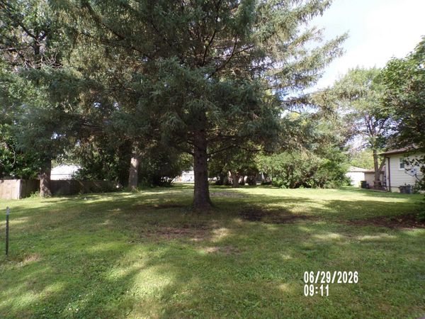 607 K Avenue , Milford, IA 51351