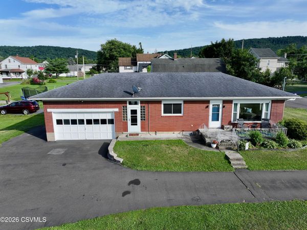 121 S MAPLE Street, Elysburg, PA 17824