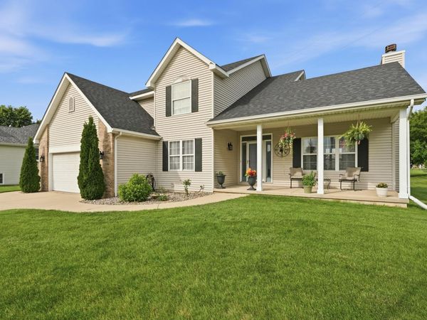 555 Lake Park Drive , Valparaiso, IN 46385