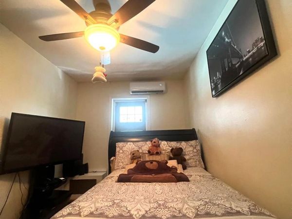 Brooklyn, NY 11236
