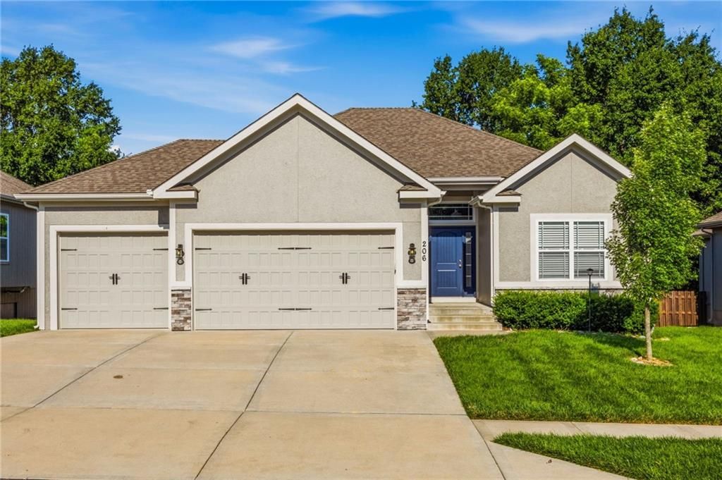 206 N Marimack Drive, Kearney, MO 64060 Main Photo